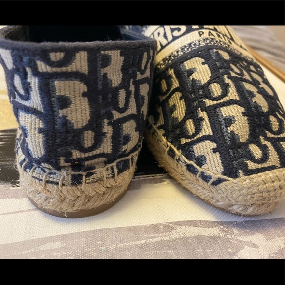 DIOR Embroidery Espadrilles - Picture 9 of 9